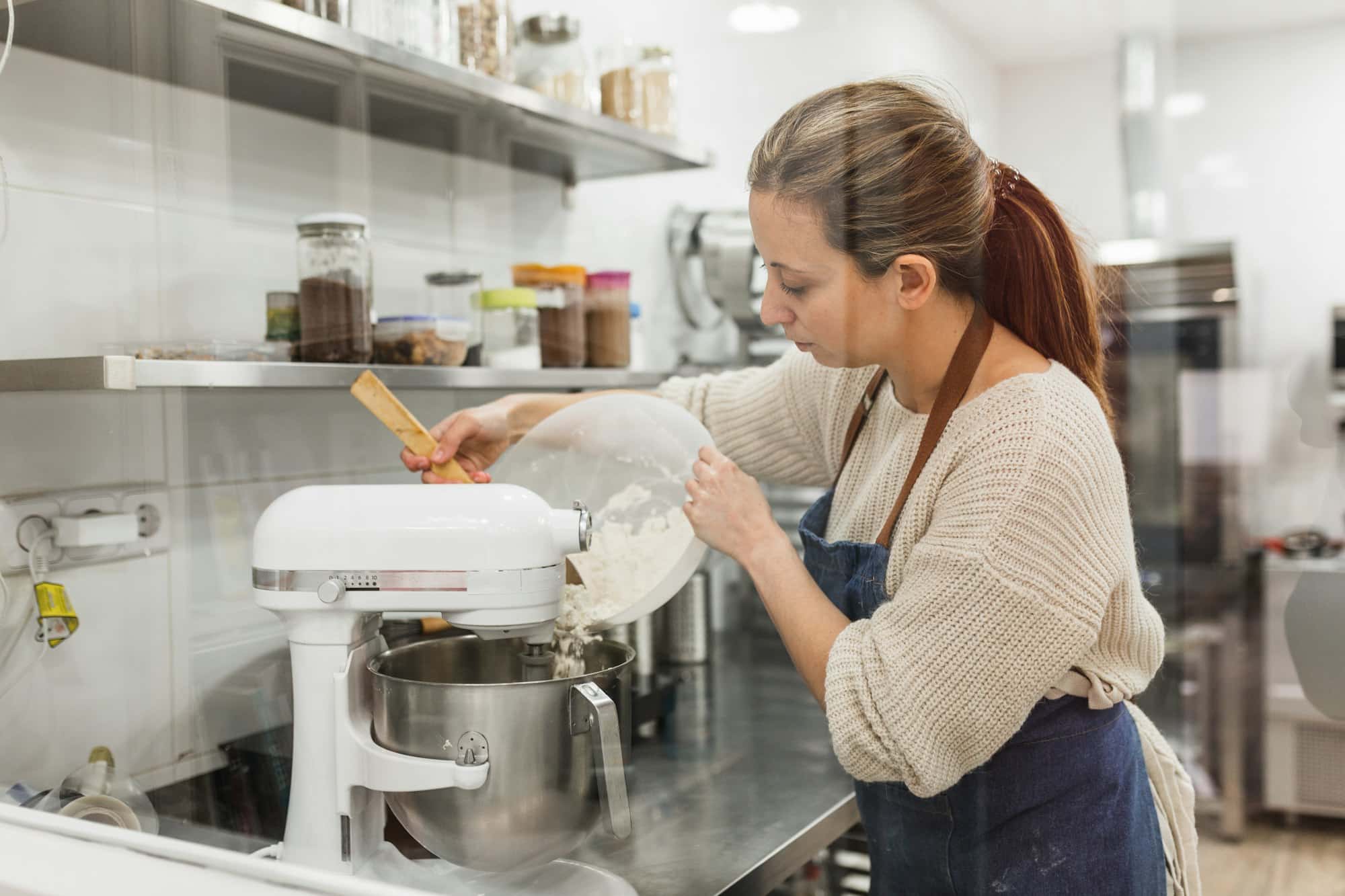 Un compagnon indispensable en cuisine : le robot pâtissier